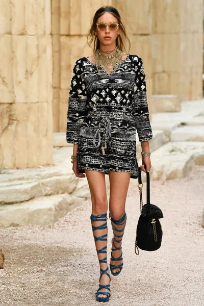 Look 31